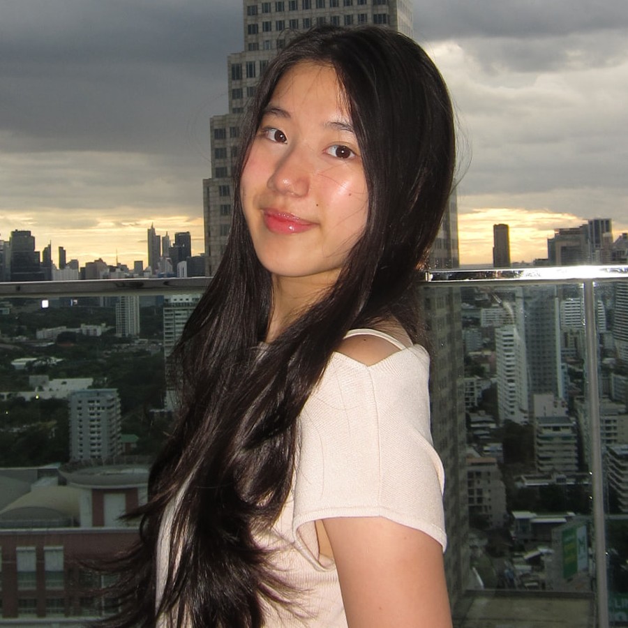 Irisa (Airi) Juangroongruangkit